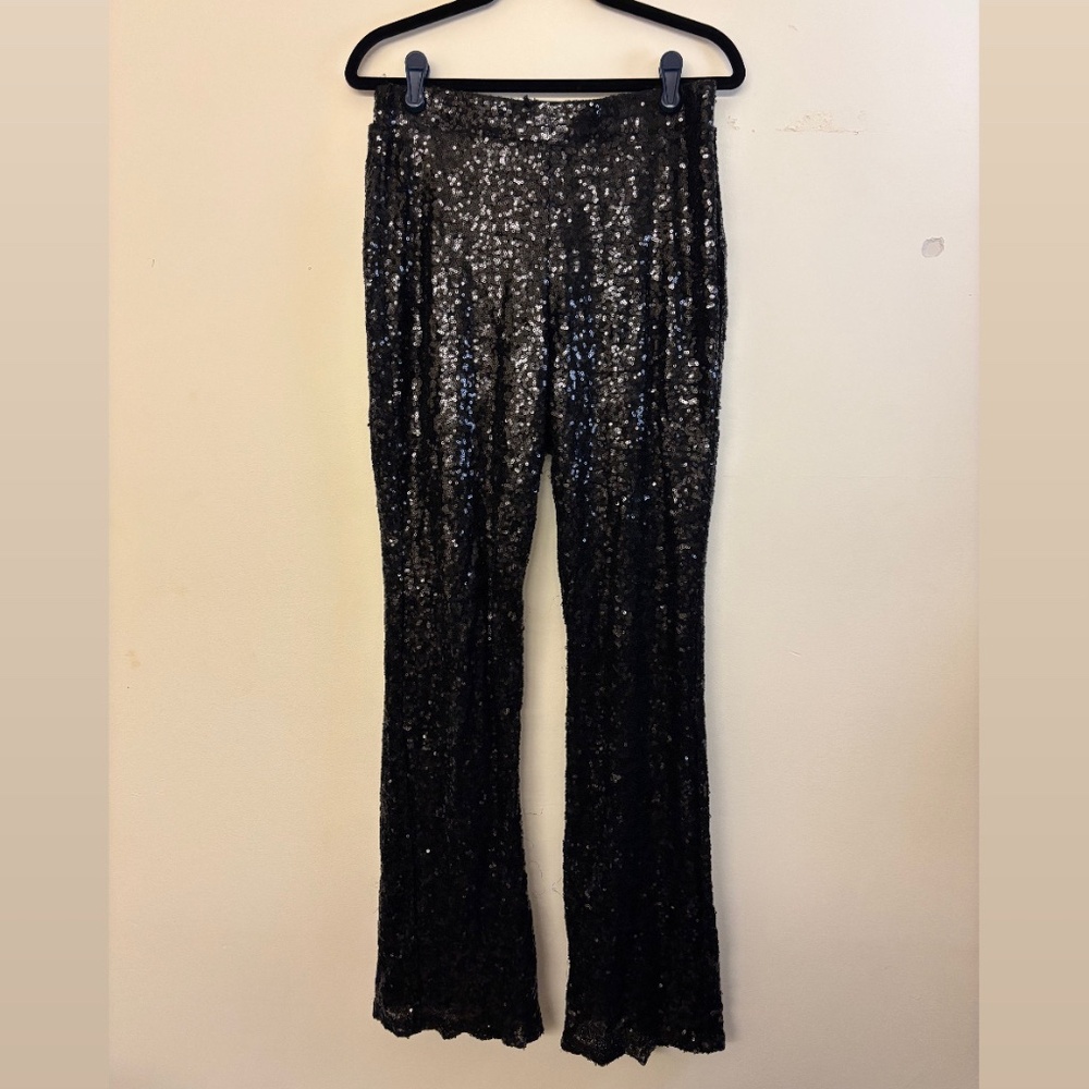 Black Sequin Flare Plant